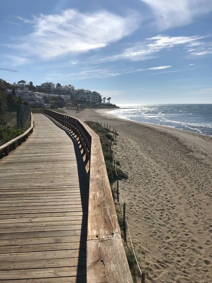 Beachfront Penthouse: Marbella Sea View Terrace Sitio de Calahonda Apartment